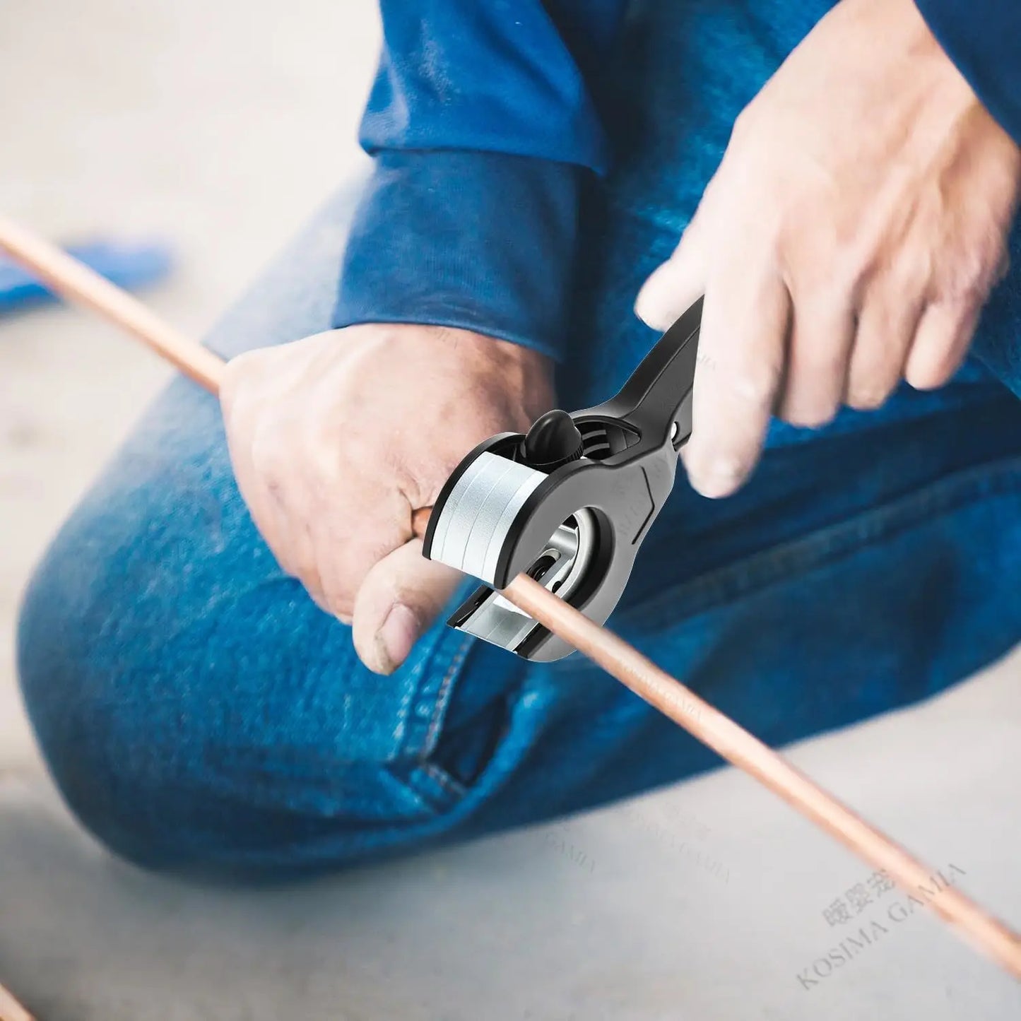 Versatile Ratchet Tube Cutter for Plumbing Repair Cuts Copper Aluminum Iron Stainless Steel PPR PE Pipes Easily Cutter Tool